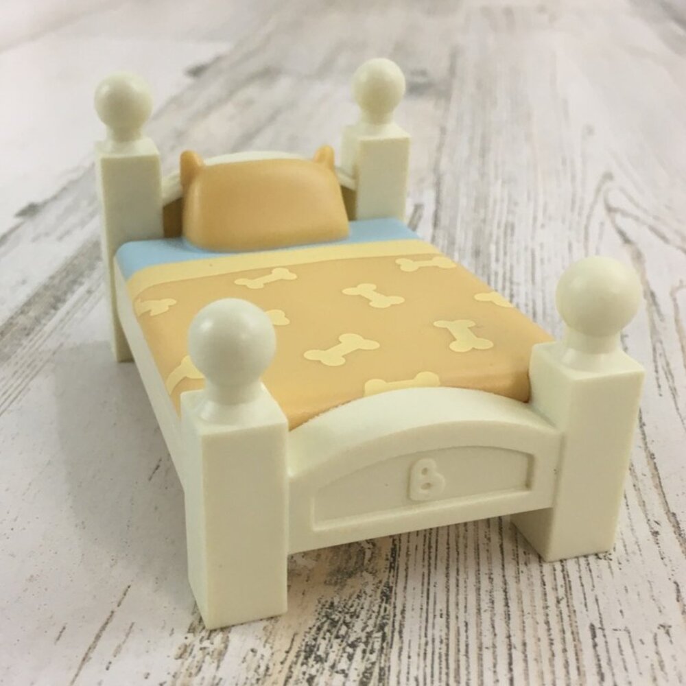 Bluey Bed Family Home Figure Playset Yellow Bones House Replacement Furniture